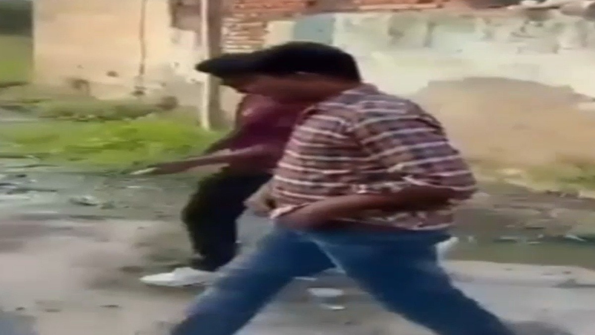 Clash between two groups of wedding guests