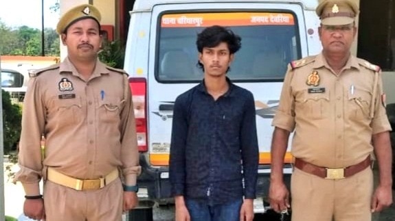 'आशिक अंसारी ने प्रेम जाल में फंसाकर गंदा काम किया, चोरी भी करवाई'