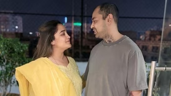 prateek yadav and aparna yadav love story