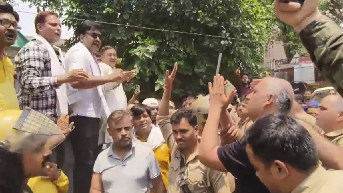 भूमिपूजन की तारीख को लेकर शुरू हुआ विवाद. (Photo: Screengrab)