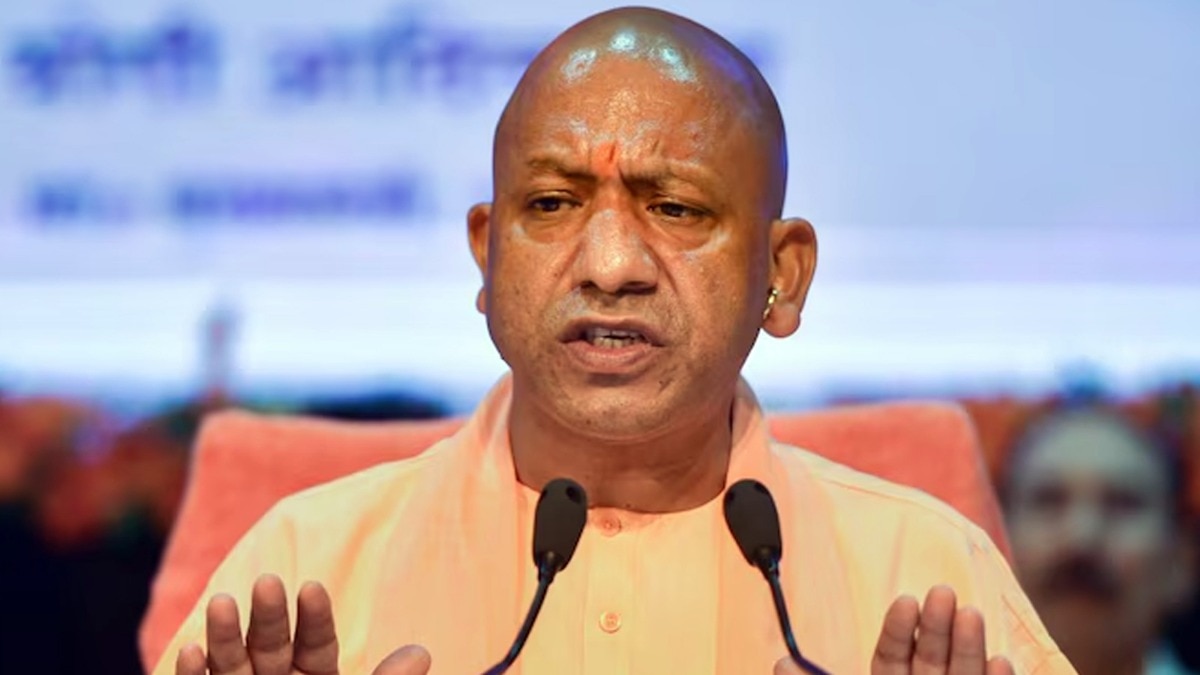 सरकारी ऑफिसों में फिक्स होगा AC का टेम्प्रेचर, सीएम योगी ने दिए कई नए आदेश