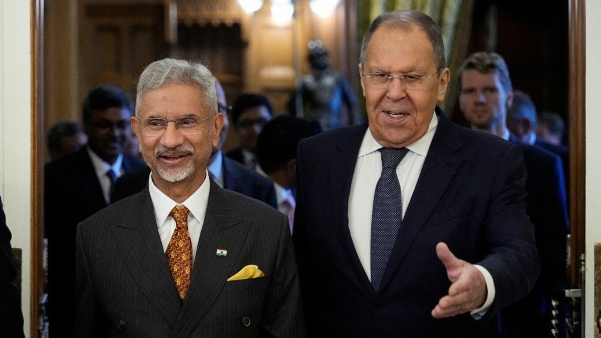 External Affairs Minister S. Jaishankar with Russian Foreign Minister Sergey Lavrov at a joint press conference in Moscow.