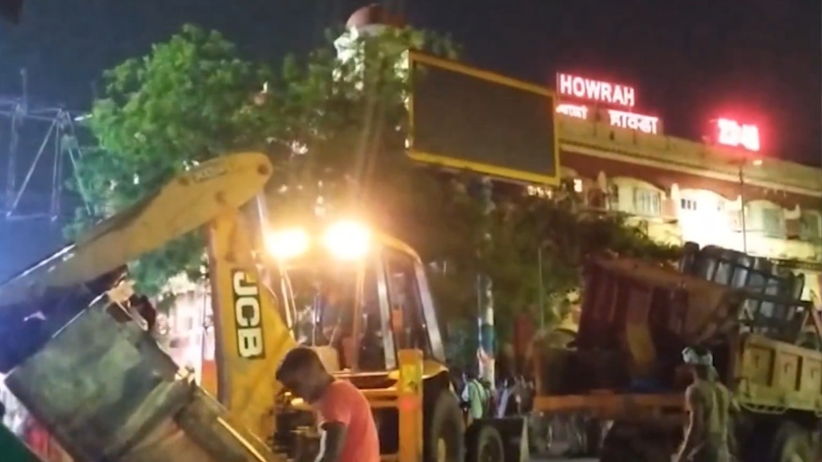 Howrah Station Encroachment Drive