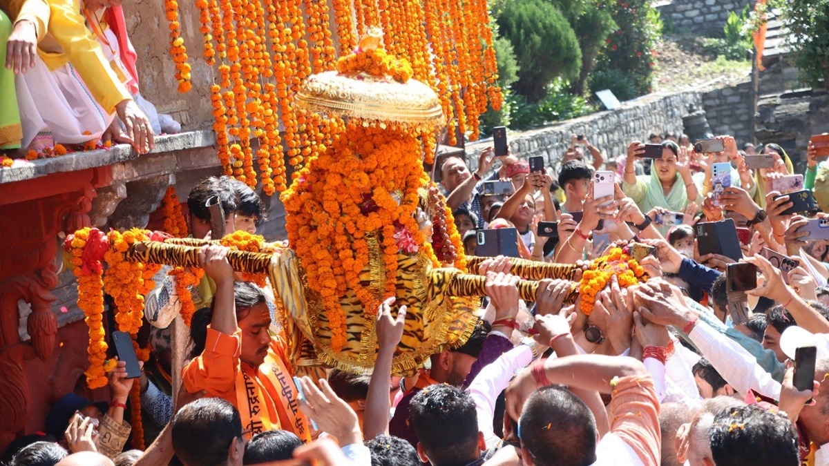 6a09eace7e3f4-rudranath-temple-172024908-16x9.jpg