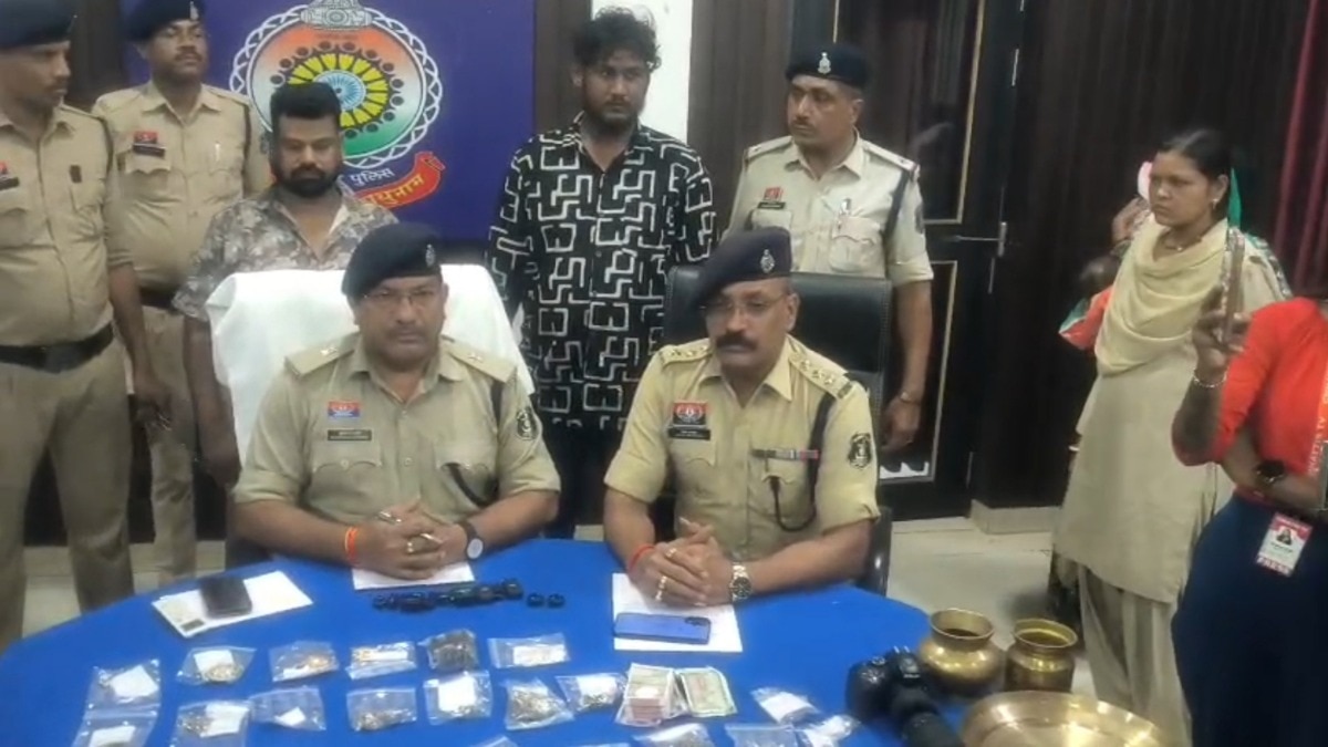 13 लाख से ज्यादा का सामान बरामद.(Photo: Raghunandan Panda/ITG)