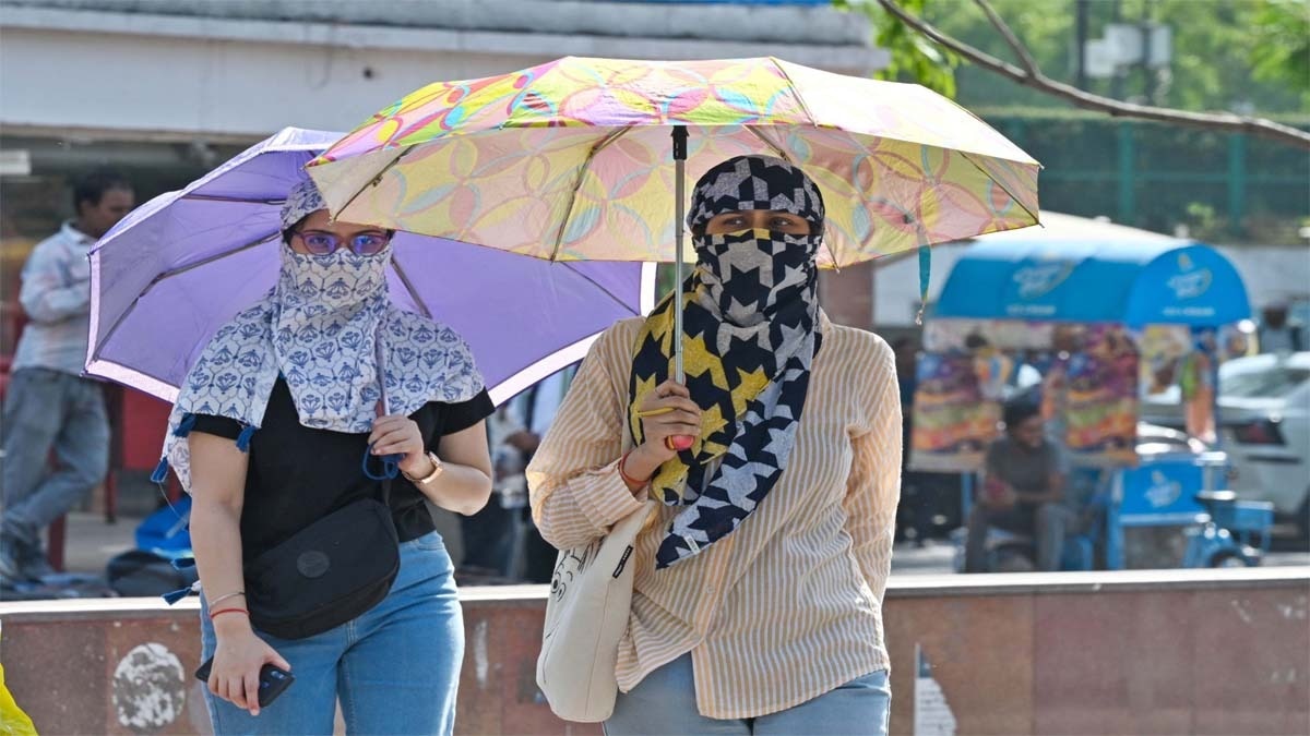 दिल्ली में गर्मी और हीटवेव का येलो अलर्ट जारी (Getty Image)