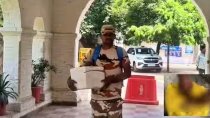 विकास सिंह आईटीबीपी में सिपाही के पद पर तैनात हैं (Photo- ITG)