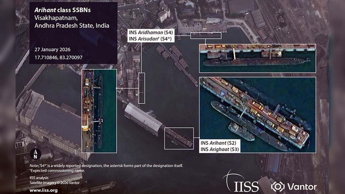 इस तस्वीर में आपको देश की चारों परमाणु पनडुब्बियां दिख जाएंगी. (Photo: IISS/Vantor)