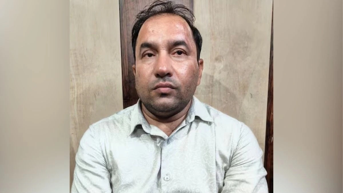 प्रोफेसर डॉ. परमजीत सिंह, जिसे ऑडियो लीक के बाद किया गया निलंबित. (Photo:ITG)