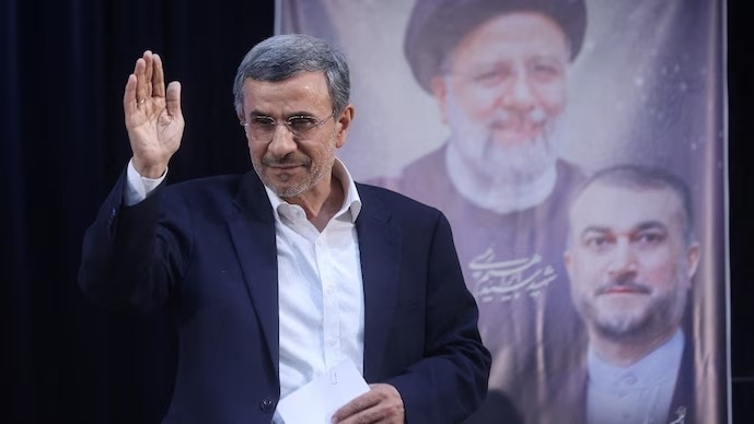 Mahmoud Ahmadinezad
