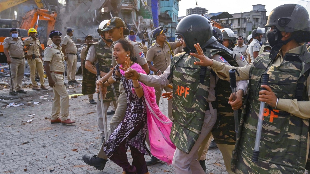 बांद्रा में अवैध कब्जे को हटाने का अभियान जारी है