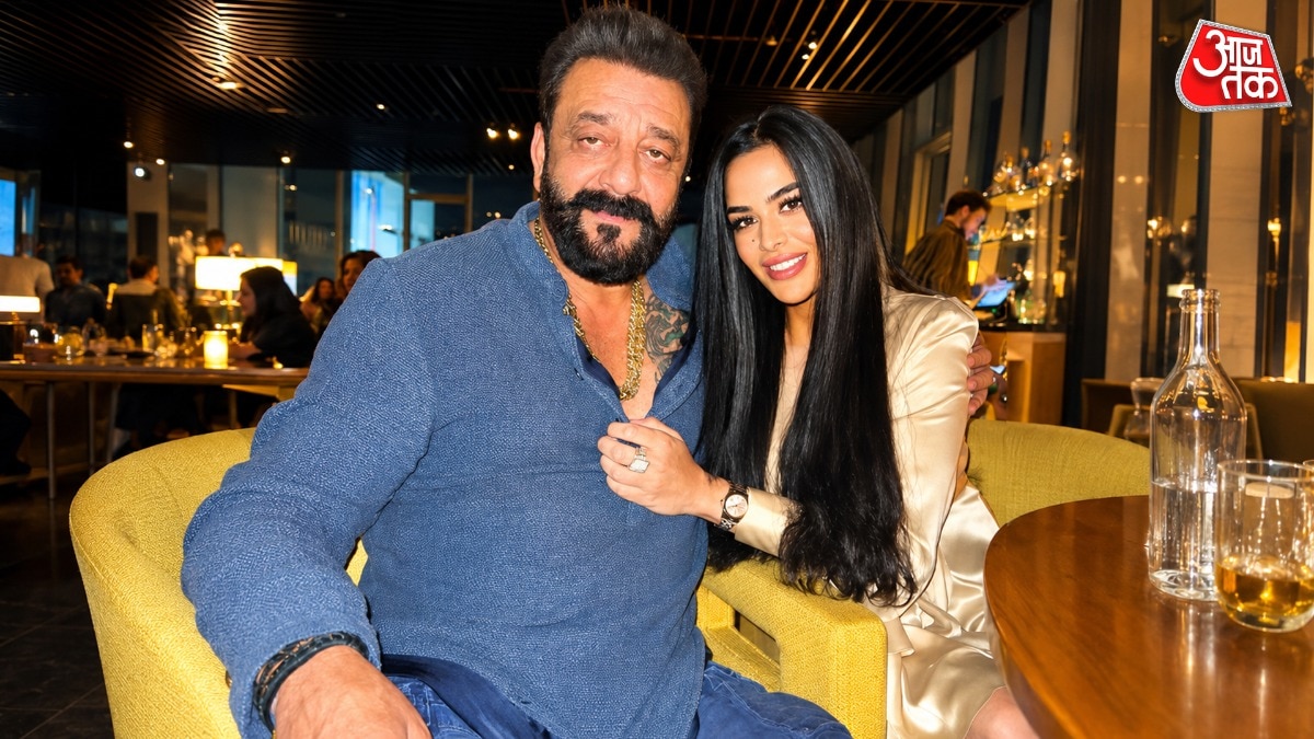 6a0f2a357ec14-sanjay-dutt-trishala-dutt-21521653-16x9.jpg