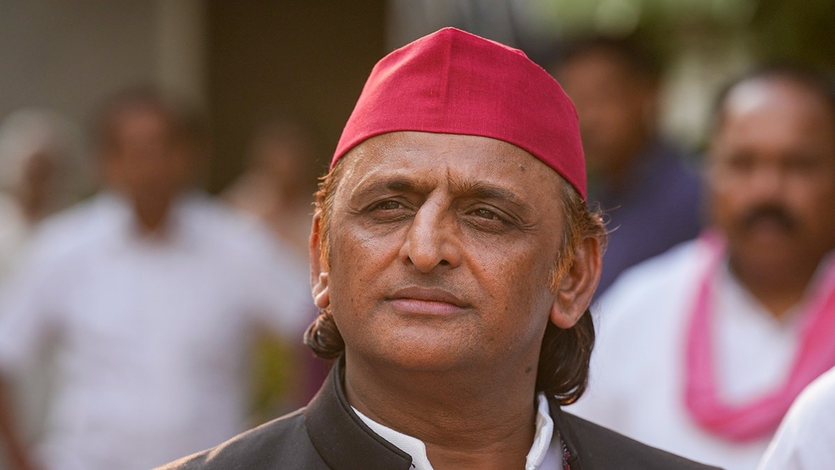 Akhilesh Yadav on PDA