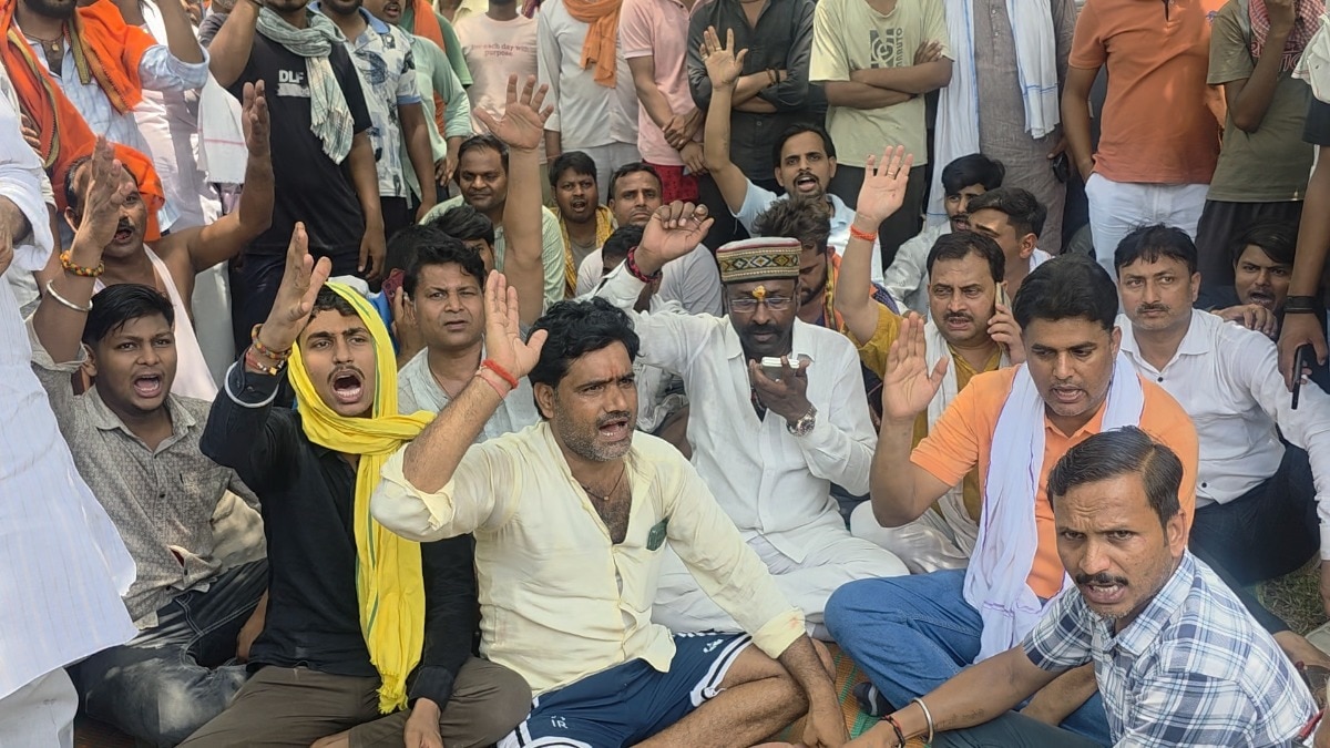 Public Outrage Erupts in Chandauli Against Power Cuts (Photo: ITG)