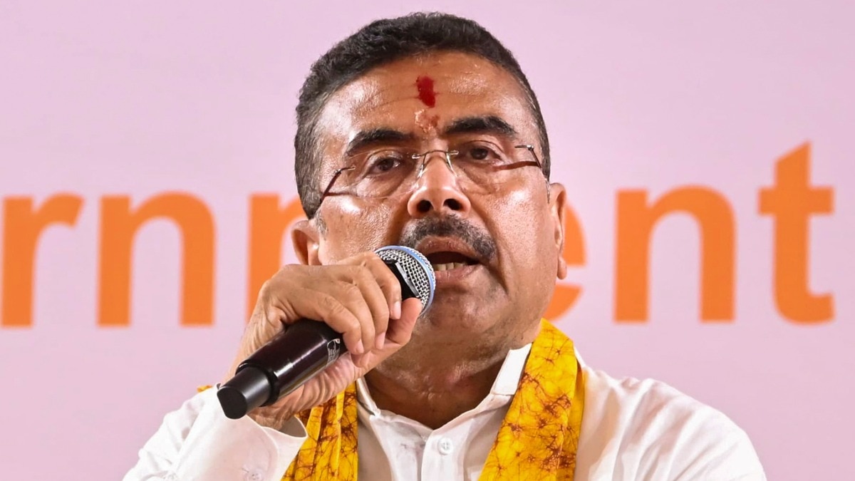 पश्चिम बंगाल में शुभेंदु सरकार ने पुलिस और आरपीएफ को नए निर्देश दिए हैं (Photo: PTI)