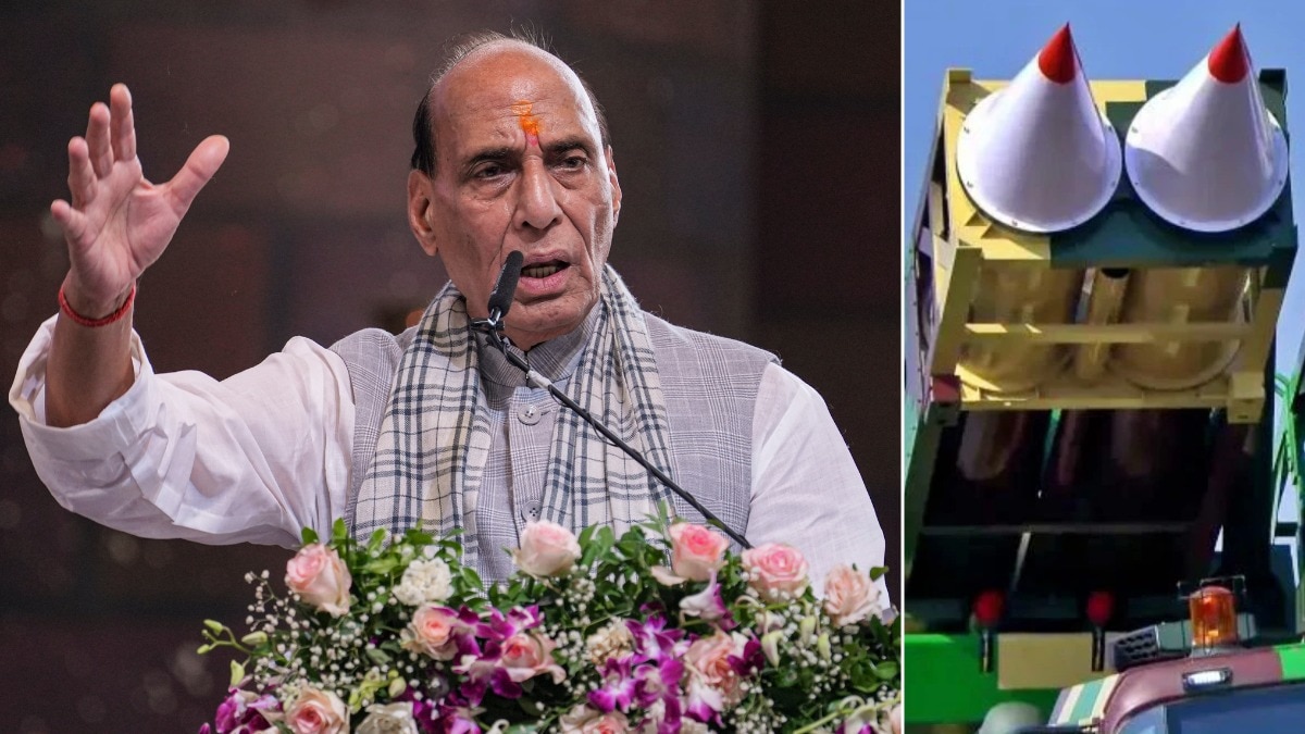 शिरडी में लॉन्च हुआ भारत का पहला 300 KM रेंज वाला ‘सूर्यस्त्र’ रॉकेट सिस्टम (Photo: PTI)