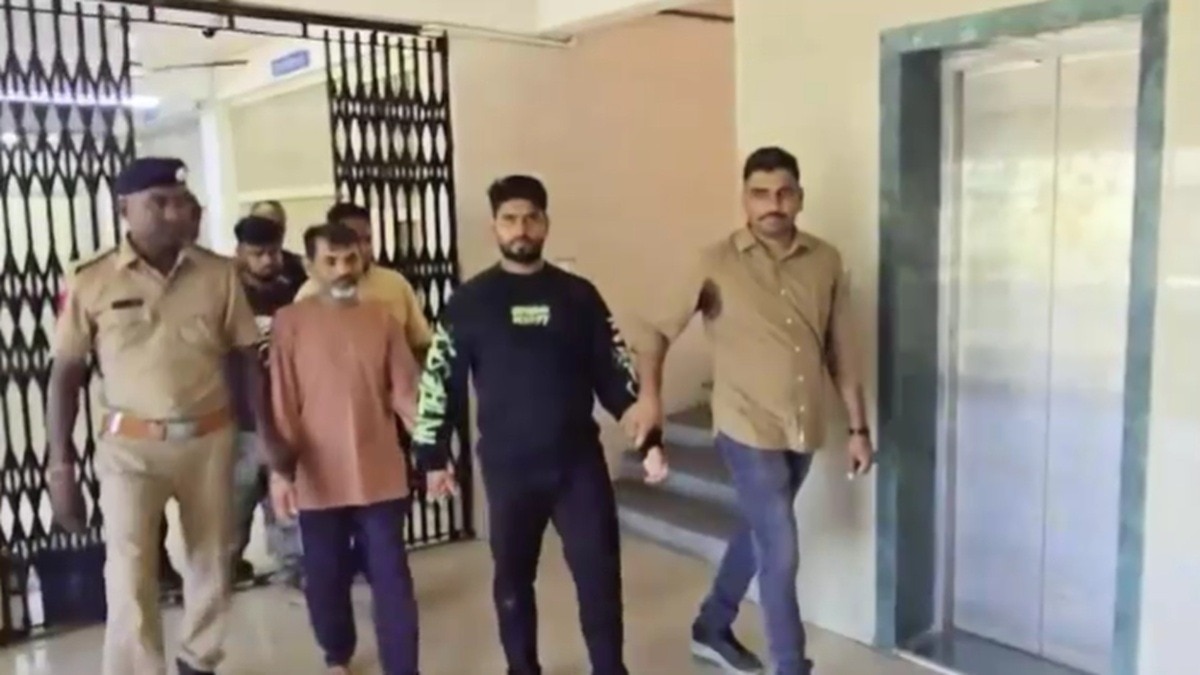 50 हजार के नकली नोट देकर खरीदे कुर्बानी के बकरे, एक दिन बाद खुली पोल