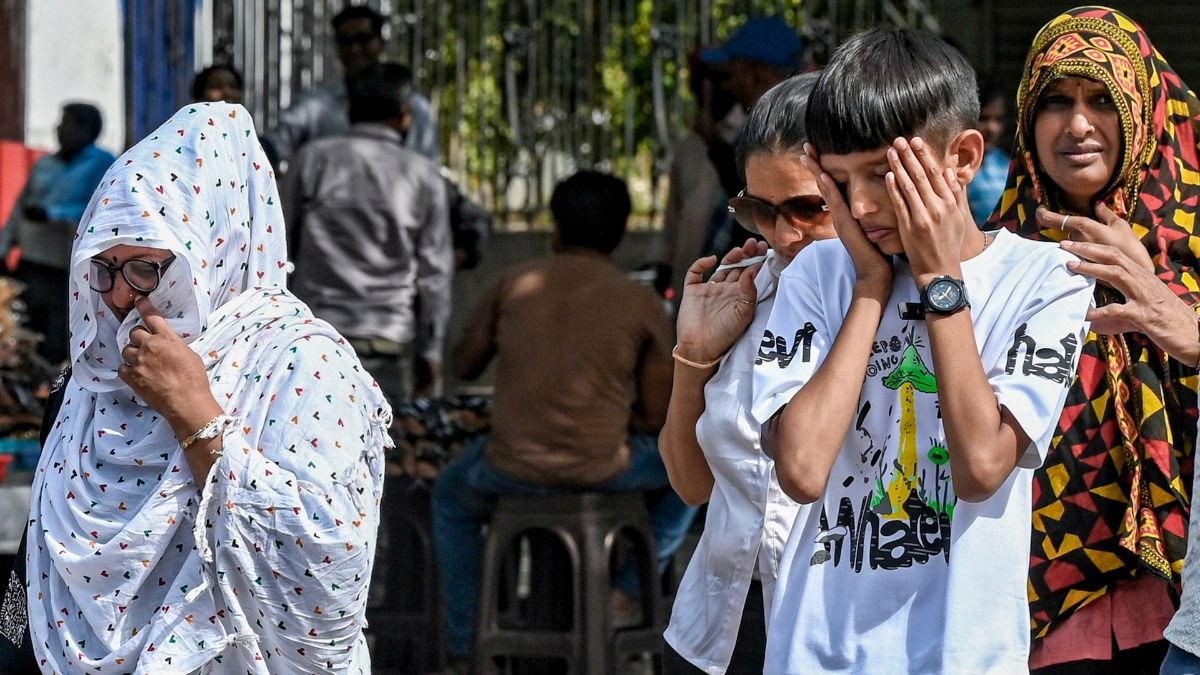 मौसम विभाग के मुताबिक 29 मई से इस तपती गर्मी से कुछ राहत मिल सकती है (Photo: PTI)