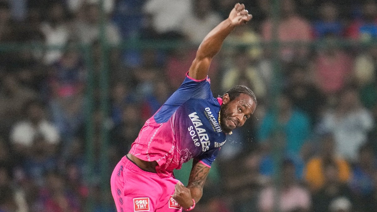 पर्पल कैप की रेस में जोफ्रा आर्चर... (Photo, PTI)