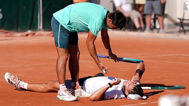याकूब मेनसिक का गर्मी से हुआ बुरा हाल... (Photo: Getty Images)