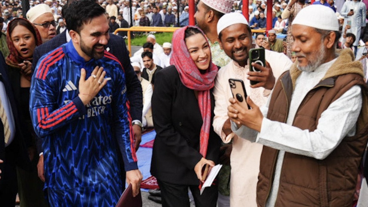 6a186e5f72685-nyc-mayor-zohran-mamdani-and-catholic-congresswoman-alexandria-ocasio-cortez-attended-eid-al-adha-pr-285704685-16x9.jpg