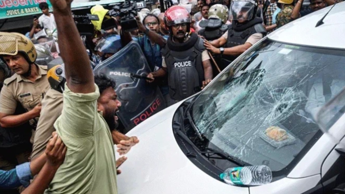 ed team attacked kerala