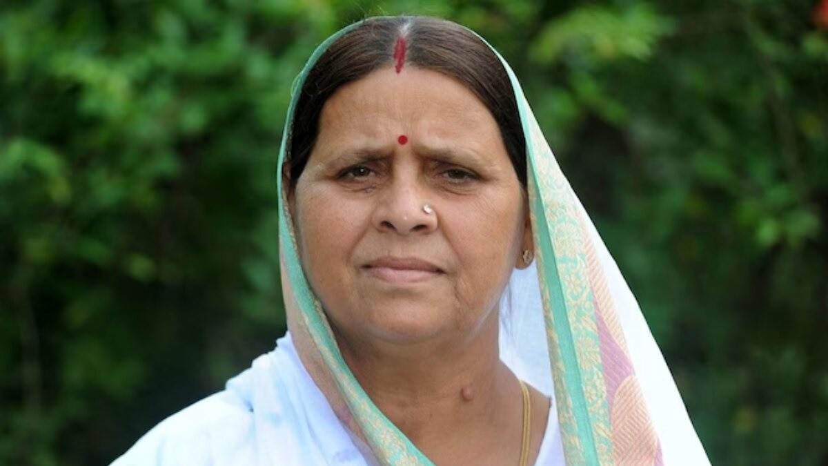 राबड़ी देवी ने कहा- 'सम्राट चौधरी जितना भी फोर्स बुलाकर मकान खाली करवाना चाहें, मैं मकान नहीं खाली करूंगी.' (Photo- ITG)