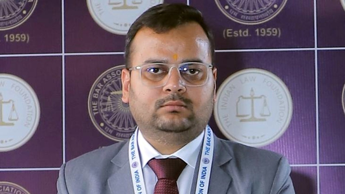 एडवोकेट आयुष शुक्ला को मिली नई जिम्मेदारी, बार एसोसिएशन ऑफ इंडिया ने किया सम्मानित. (Photo: ITG)