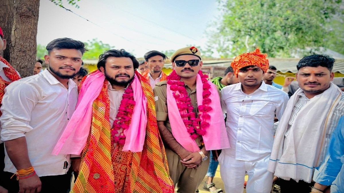 सिपाही के स्वागत का वीडियो सोशल मीडिया पर हुआ वायरल. (Photo: Arvind Sharma/ITG)