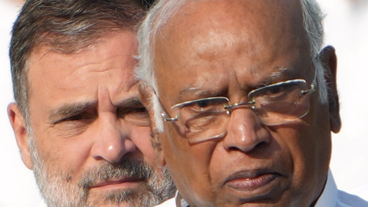 6a1d764090916-lop-lok-sabha-rahul-gandhi-with-congress-president-mallikarjun-kharge-010826877-16x9.jpg