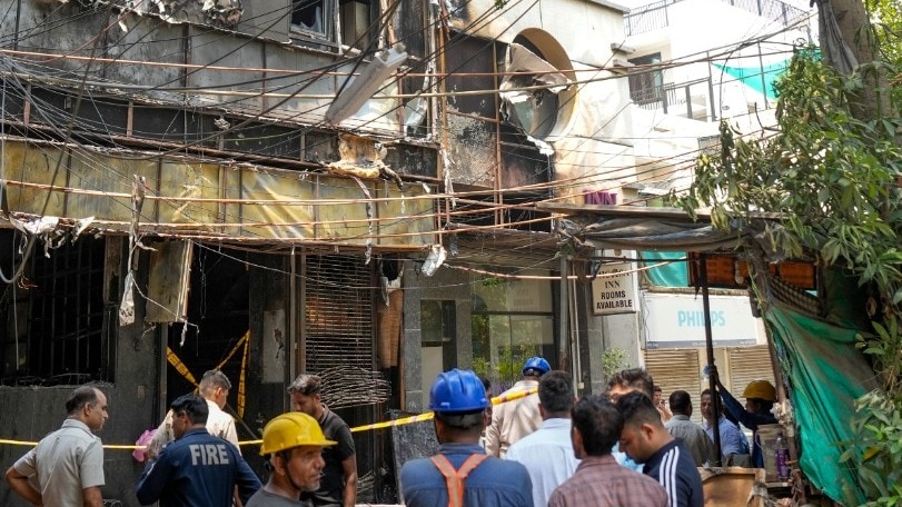 6a1ff58f7e33f-delhi-fire-malviya-nagar-033609757-16x9.jpg