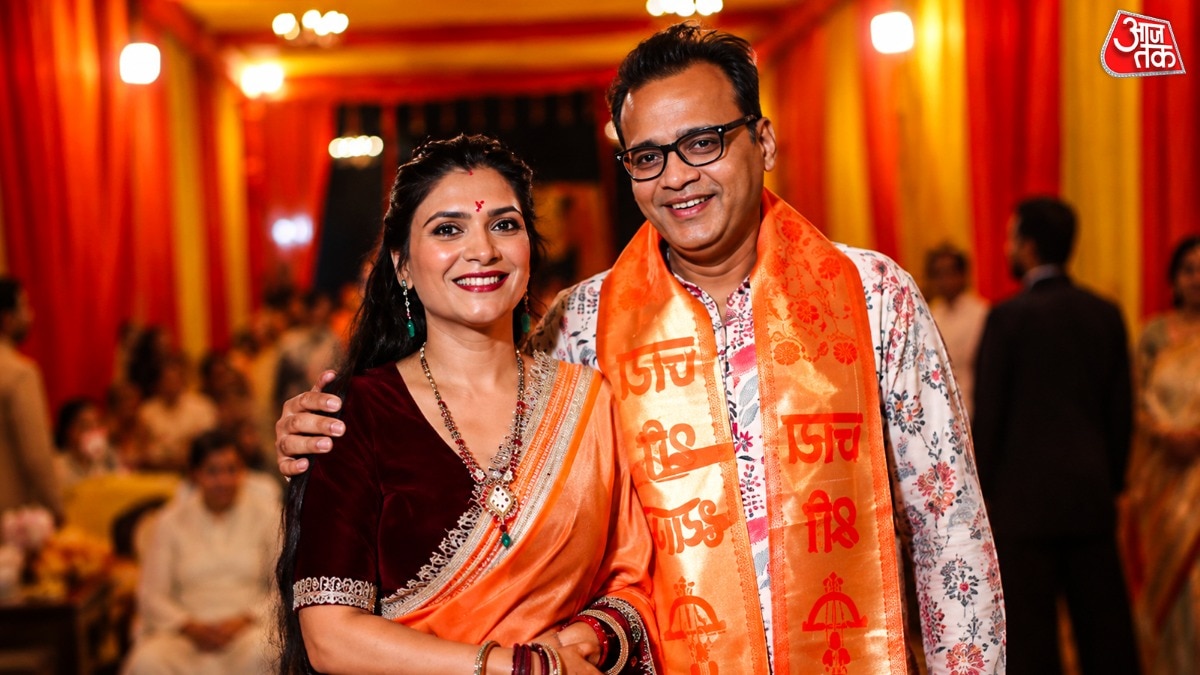 विवेक ने आग से घिरे होने के बीच अपने रिश्तेदार को फोन किया था (Phone: ITG)