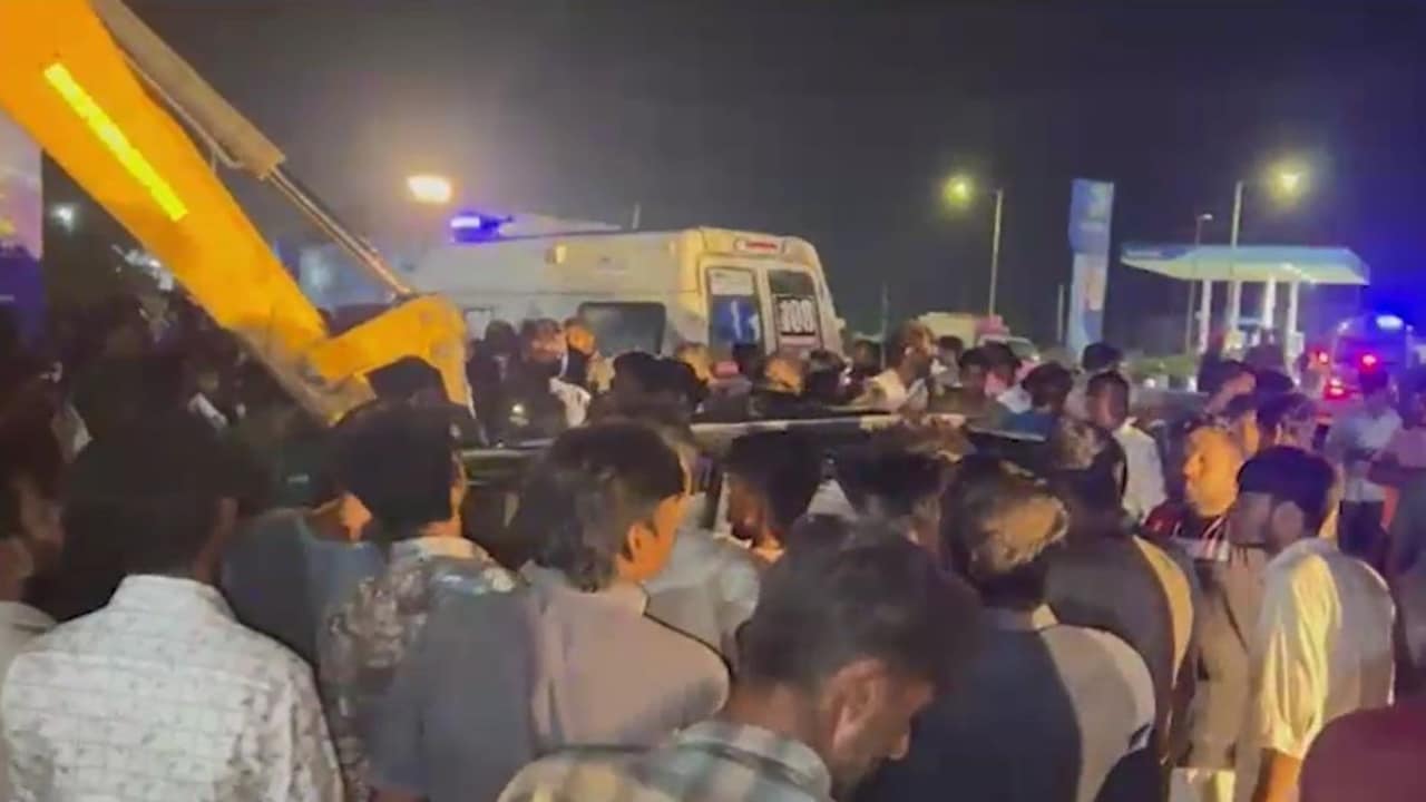 गुजरात के मोरबी में भीषण सड़क हादसा, पांच लोगों की मौत