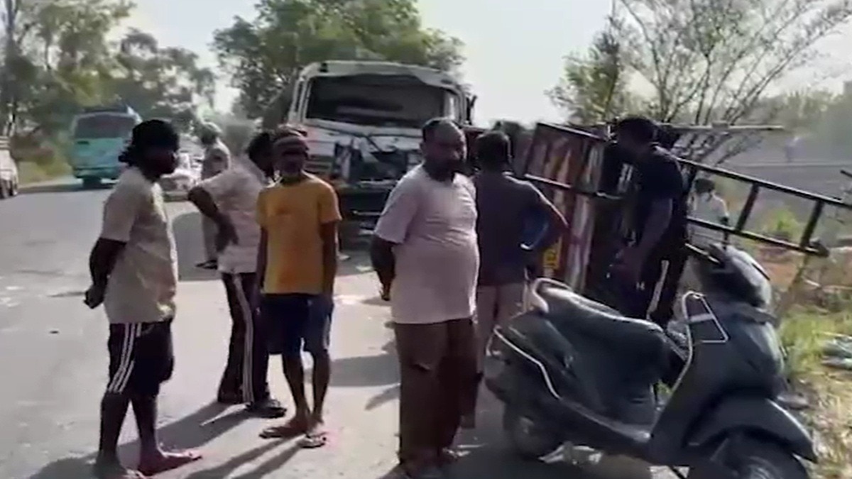 अंतिम संस्कार से लौट रहे परिवार पर टूटा कहर, सड़क हादसे में 9 लोगों की मौत