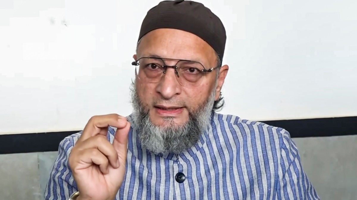 बंगाल सरकार की राशन नीति पर असदुद्दीन ओवैसी ने उठाए बड़े सवाल. (File Photo)