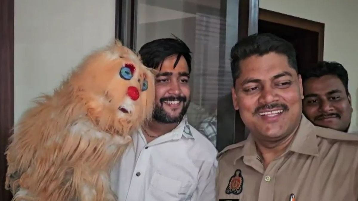 प्रेमानंद महाराज को हंसाने वाले जॉनी-जोजो 30 घंटे बाद मिले