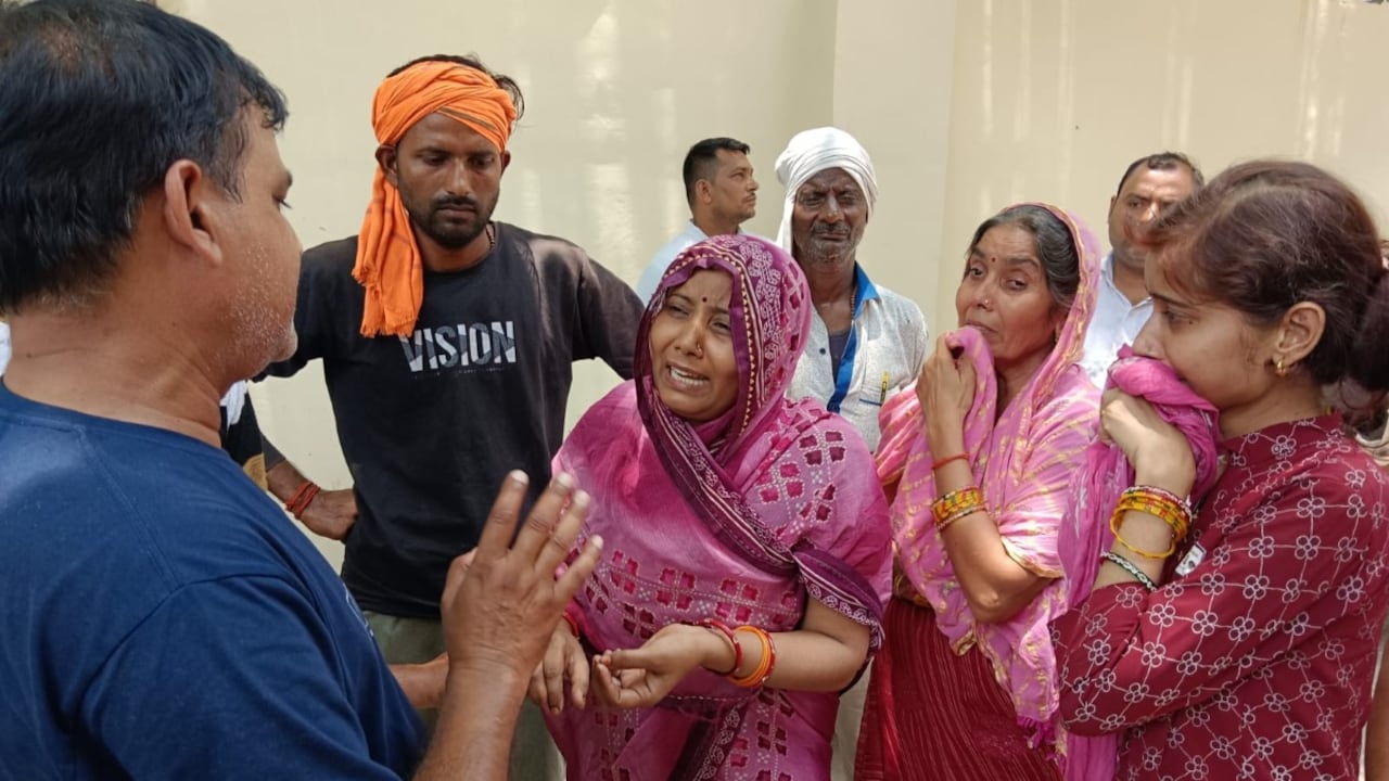 ‘मम्मी मुझे चोर कहते हैं’, दर्द में डूबी 12 साल की बच्ची ने लगाई फांसी