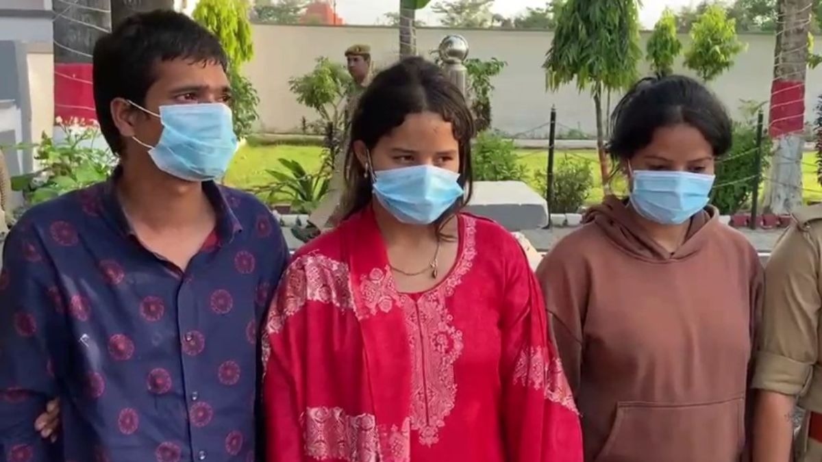 7 किलो सोना, 1 किलो चांदी... पति-पत्नी और साली ले 