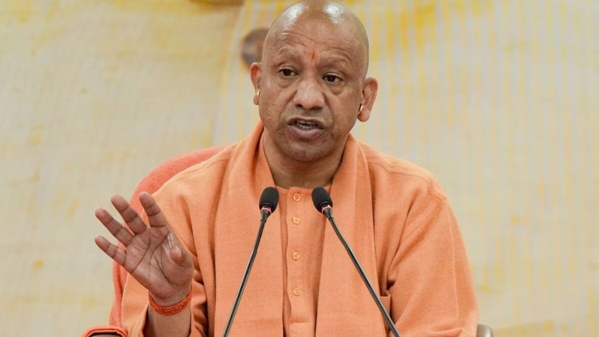 तीन तलाक पीड़ित को घर... UP चुनाव में मुस्लिमों के लिए BJP क