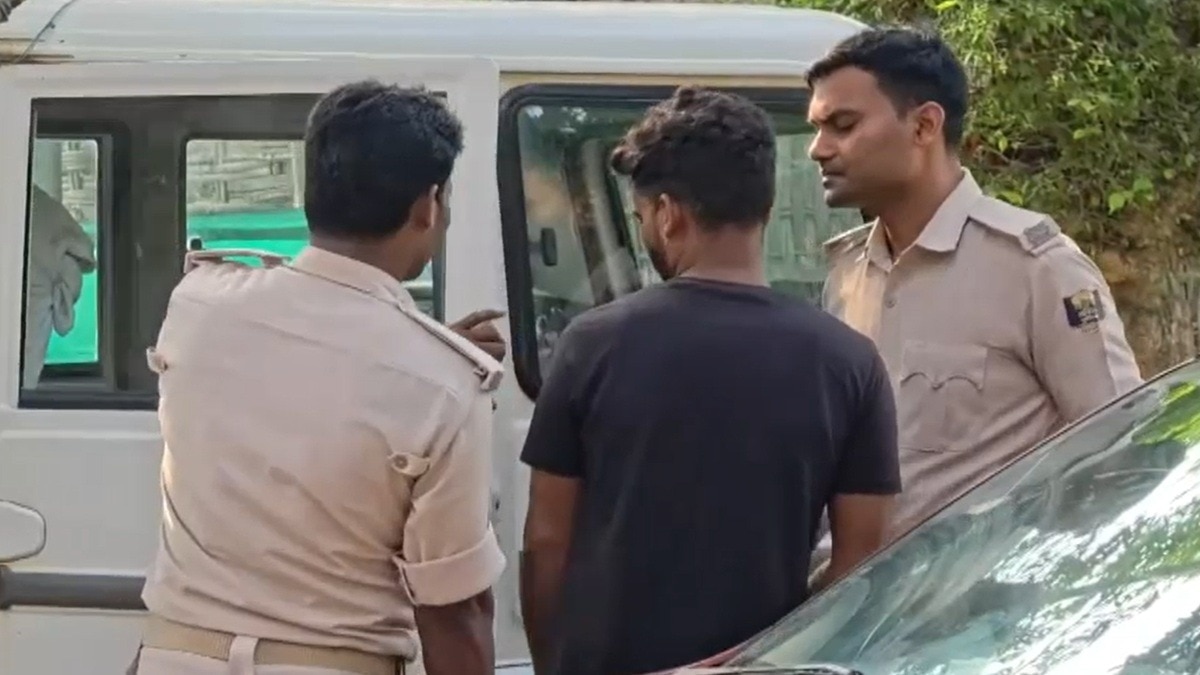 गिरफ्तारी के बाद आरोपी ने वायरल करने की बात स्वीकार की. (Photo: Screengrab)