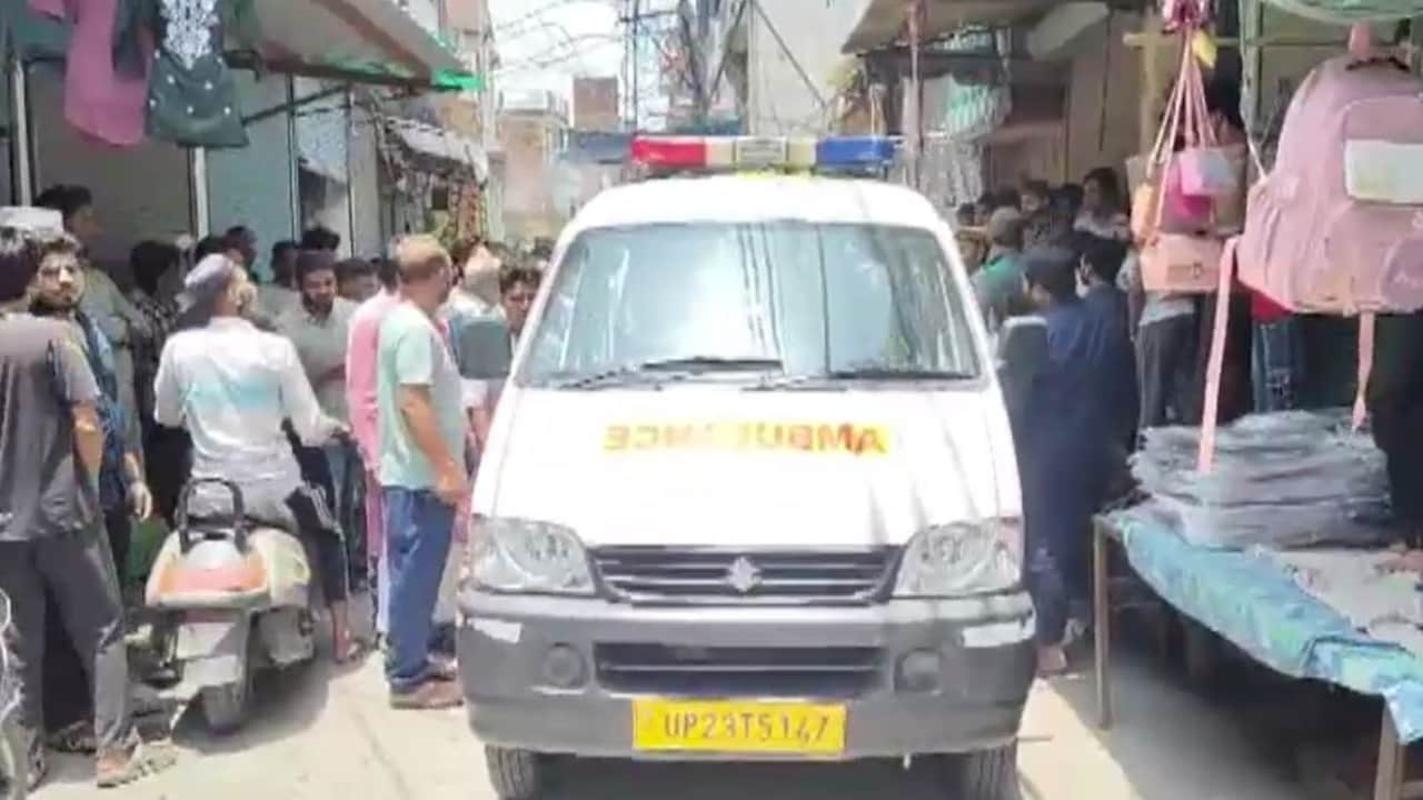 नानी के पास सोई थी 17 साल की लड़की, सुबह फंदे से लटका मिला शव