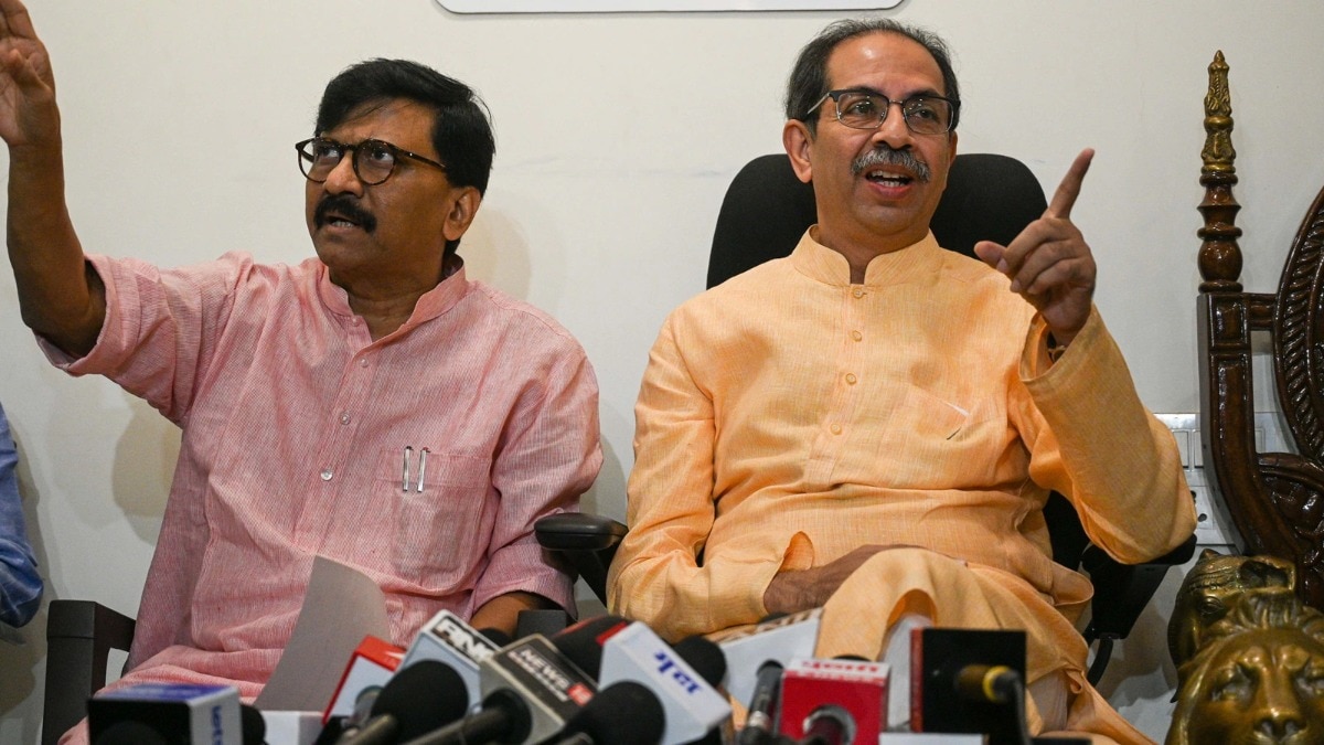 उद्धव ठाकरे द्वारा बुलाई गई पार्टी सांसदों की बैठक में शिवसेना (यूबीटी) के परभणी सांसद संजय जाधव नहीं पहुंचे. (File Photo: ITG)