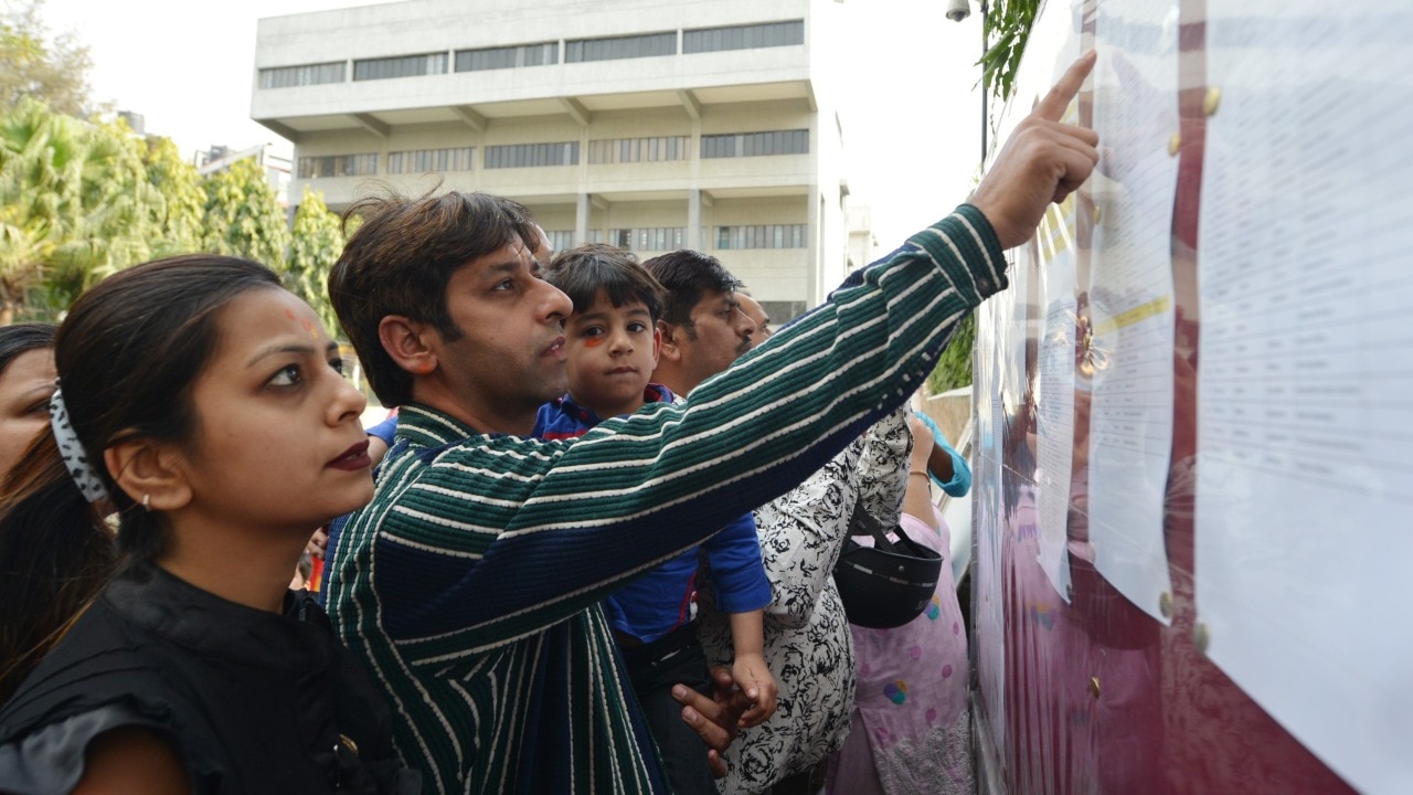 कभी खाली रहती थी क्लास, अब बच्चे लेना चाहते हैं इसी सरकारी स्कूल में एड‍मिशन