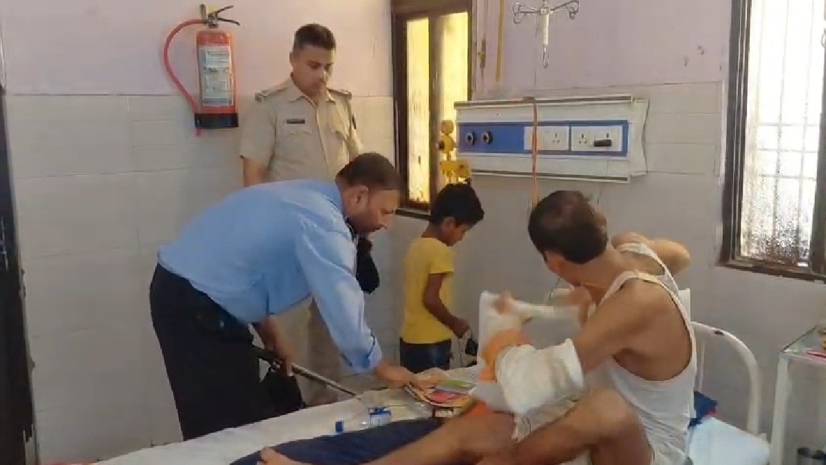 हॉस्पिटल में दारू पार्टी! कोल्ड्रिंक की बोतल में शराब ले आए मरीज के रिश्तेदार