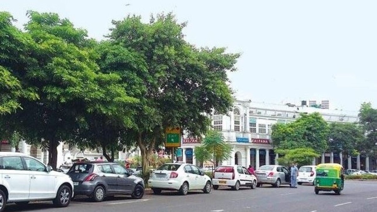 Illegal parking in Delhi.
