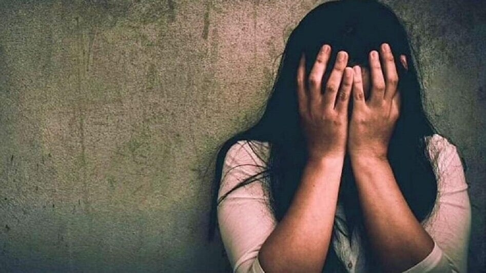 चलती बस में युवती से छेड़खानी. (Photo: Representational )