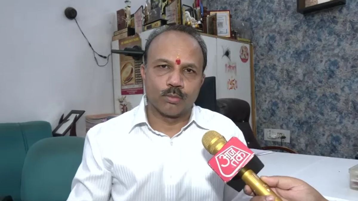 दानदाता अनुराग बोले- विशेष धार्मिक दीपक भी अर्पित किया था, वो भी नहीं दिखता. (Photo: Screengrab)