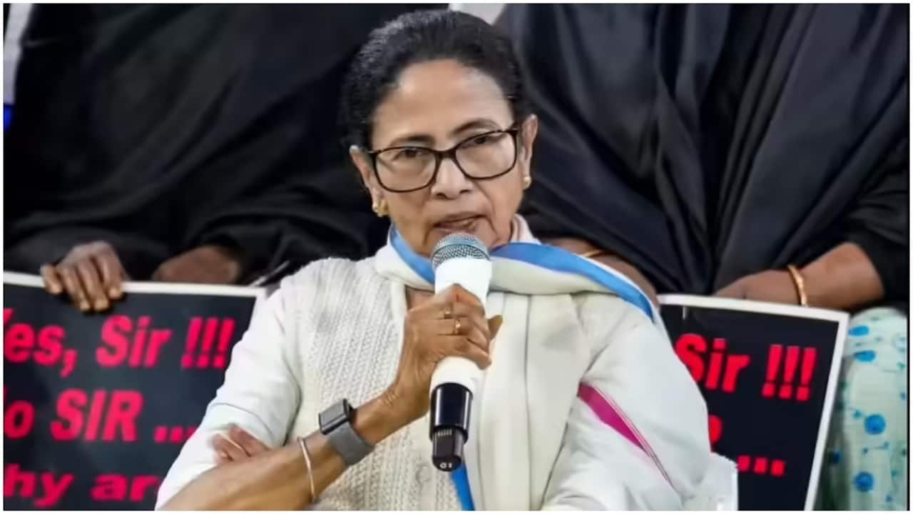 TMC के बैंक में रखे 440 करोड़ फ्रीज! बागी विधायकों की शिकायत पर एक्शन