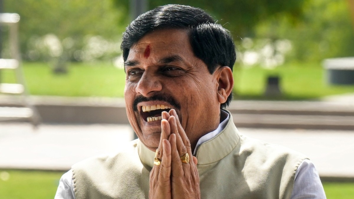 उज्जैन में जमीन खरीद को लेकर CMO की सफाई (photo: PTI)
