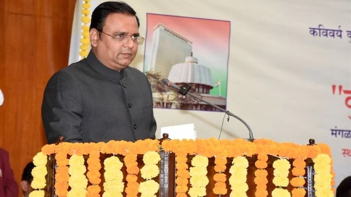 महाराष्ट्र विधानसभा में शोक संदेश पढ़ते वक्त उच्चारण में गलती होने से विवाद हो गया. (File Photo: ITG)